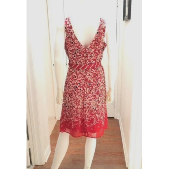 FAITH PASSION-RED FLORAL FULLY LINED V-NECK MID DRESS SIZE 8 - Picture 2 of 5